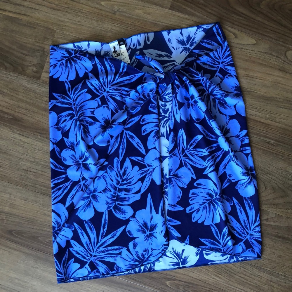Leilani Tropical Print Bathing Suit Coverup OS NWT